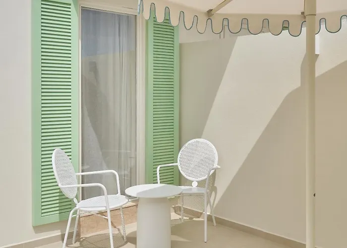 Wake Cup Alacati Liefdeshotel