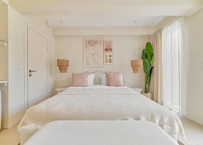 Wake Cup Alacati Liefdeshotel Çeşme